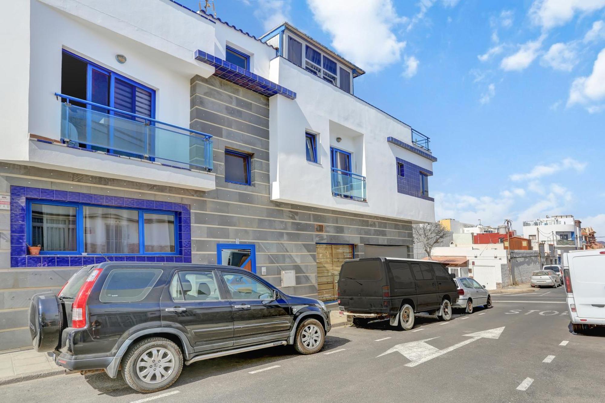 El With Two Bedrooms