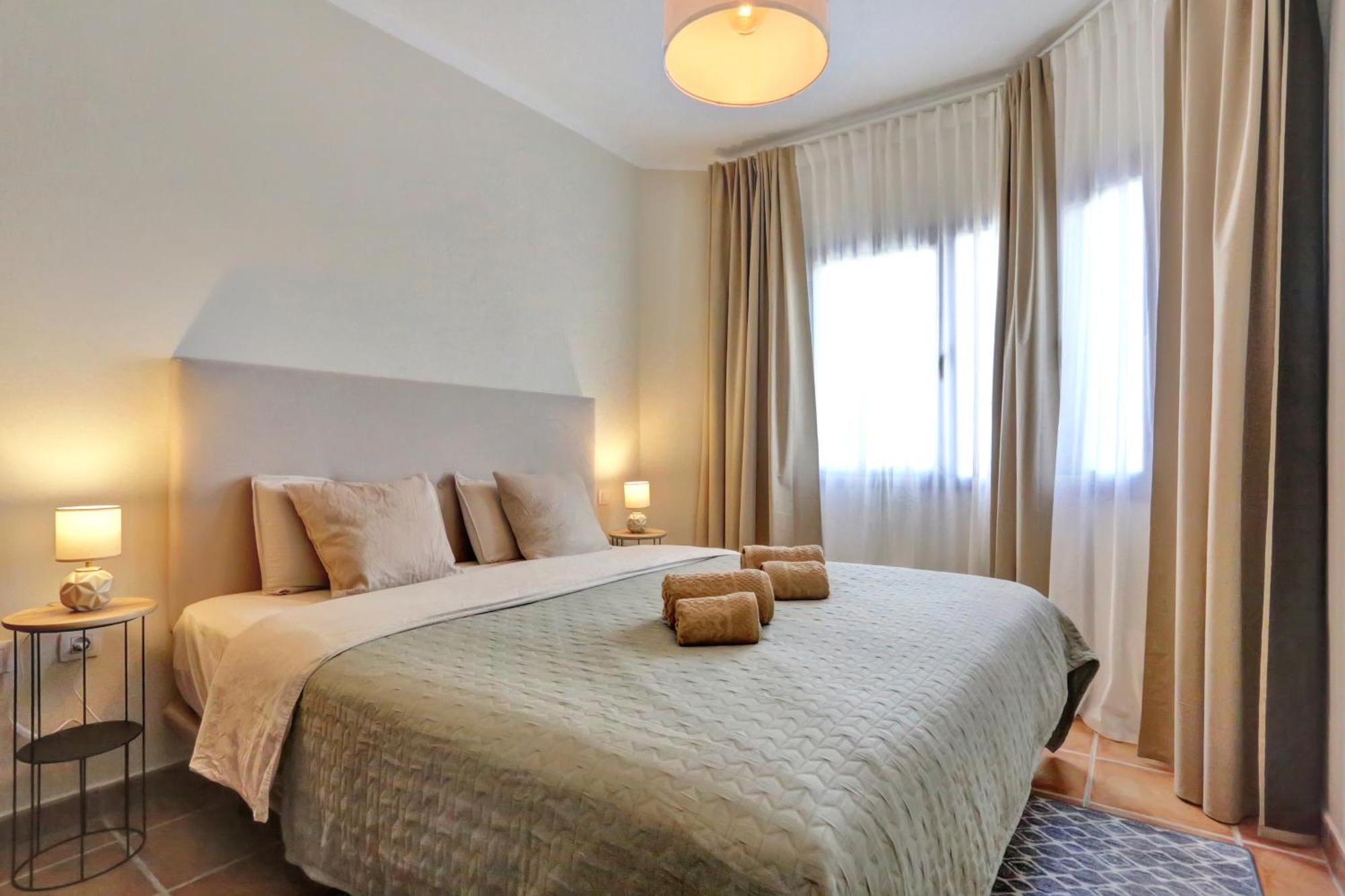 Apartment El With Two Bedrooms
