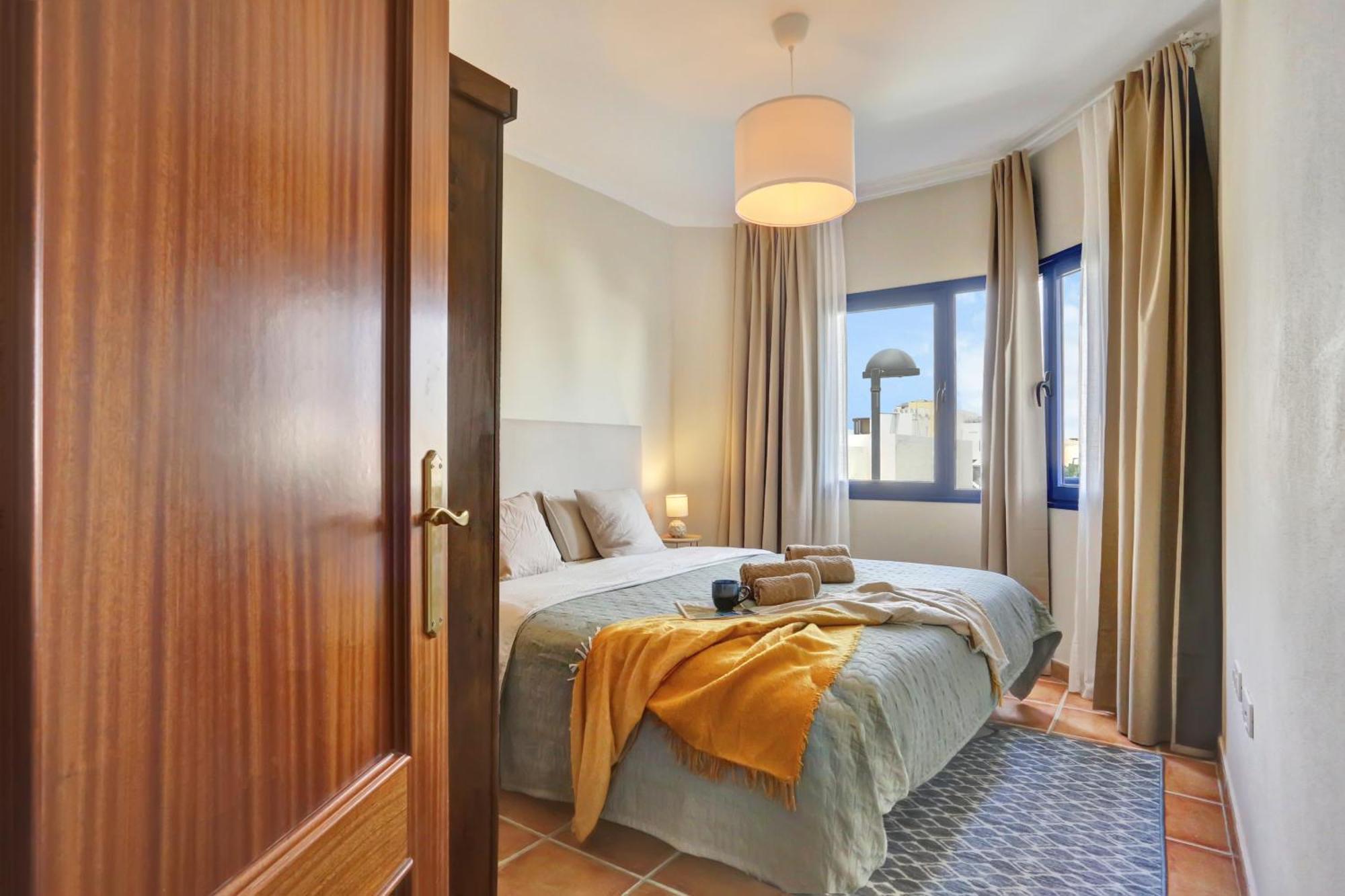 Apartment El With Two Bedrooms